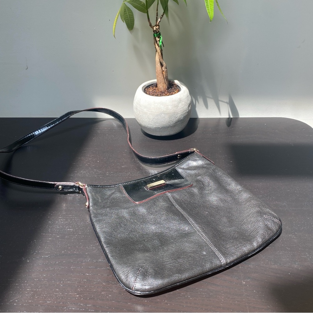 Kate Spade New York Black Leather Crossbody Shoulder Bag Distressed